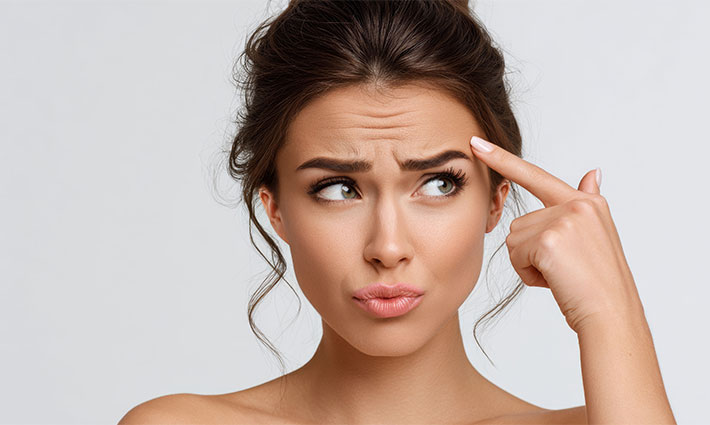 Vrásky na čele: Prečo vznikajú a ako ich redukovať